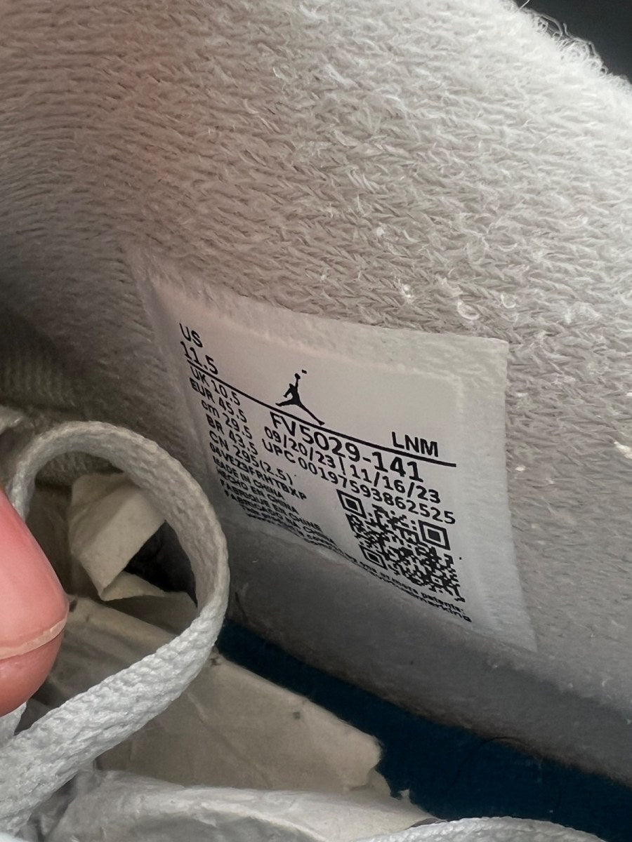 Jordan 4 Retro Military Blue (2024) 11.5 (Moderately Worn Pre-Owned) - Image 9