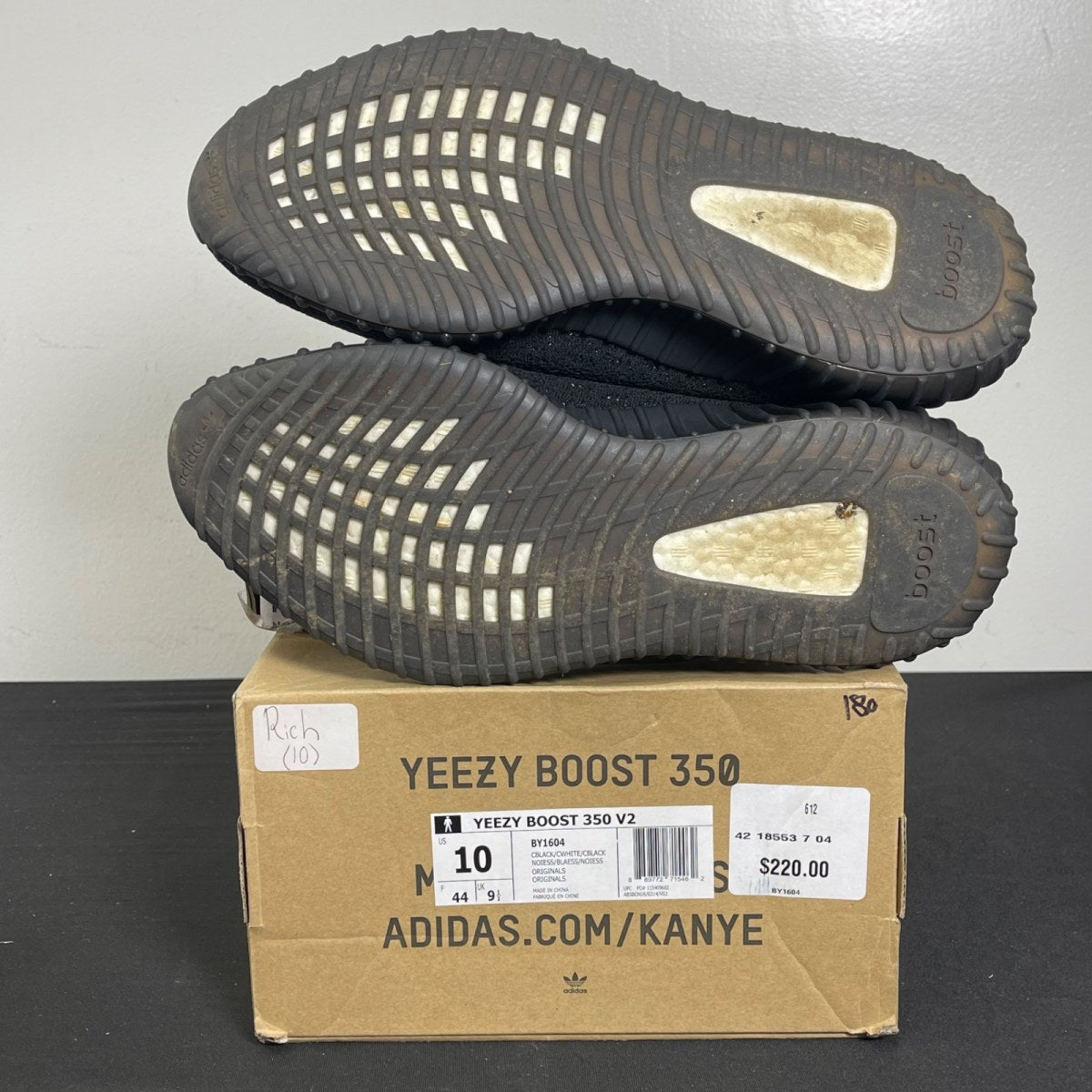 adidas Yeezy Boost 350 V2 Core Black White 10 (Moderately Worn Pre-Owned)adidasCore Black/Core White/Core Black - Image 5