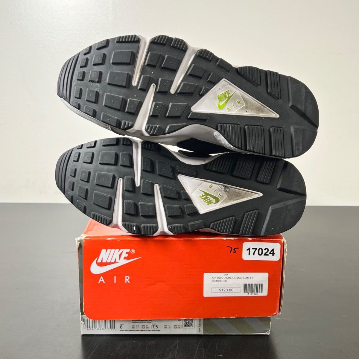 Nike Air Huarache Scream Green (2021) 6 (Lightly Worn Pre-Owned)NikeWhite/Scream Green-Royal Blue-Black - Image 6