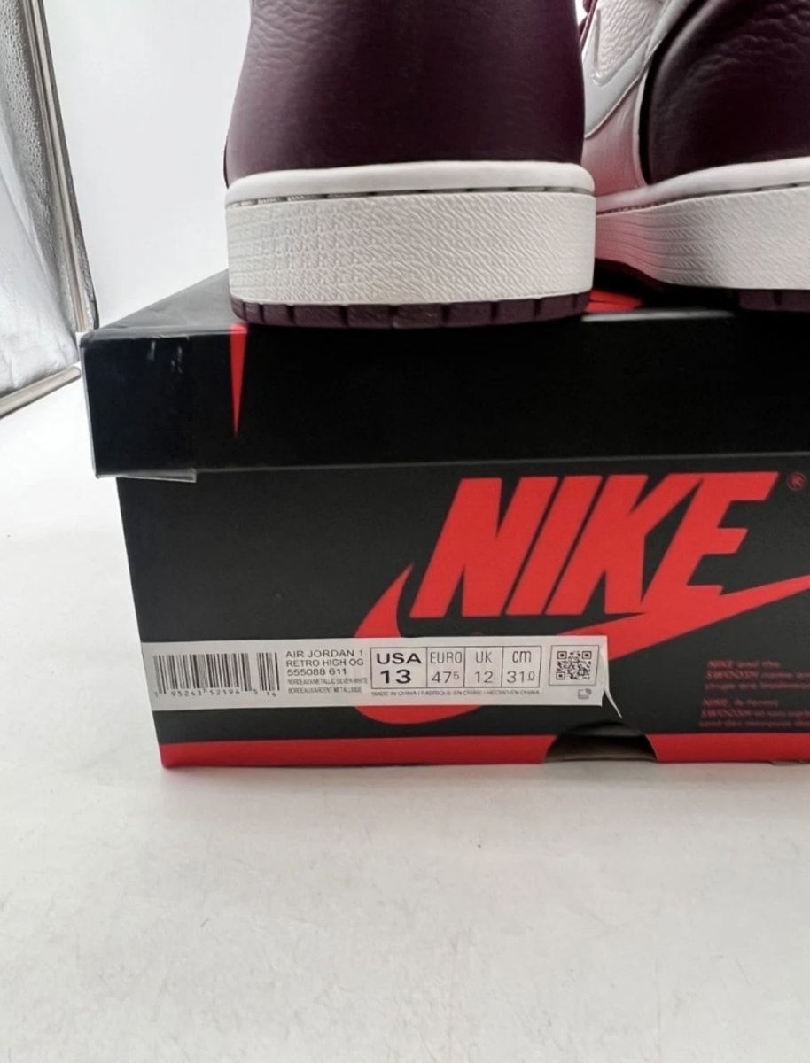 Jordan 1 Retro High OG Bordeaux 13 (Lightly Worn Pre-Owned)JordanBordeaux/White-Metallic Silver - Image 4