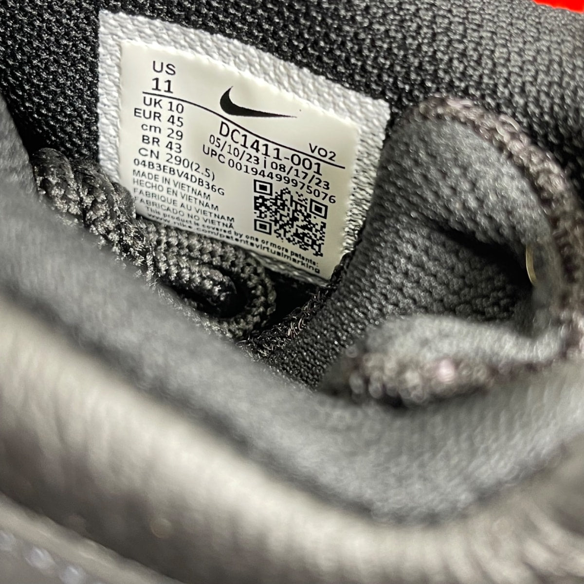 Nike Air Max 2 CB '94 Triple Black 11 (Moderately Worn Pre-Owned)NikeBlack/Black-Black - Image 7