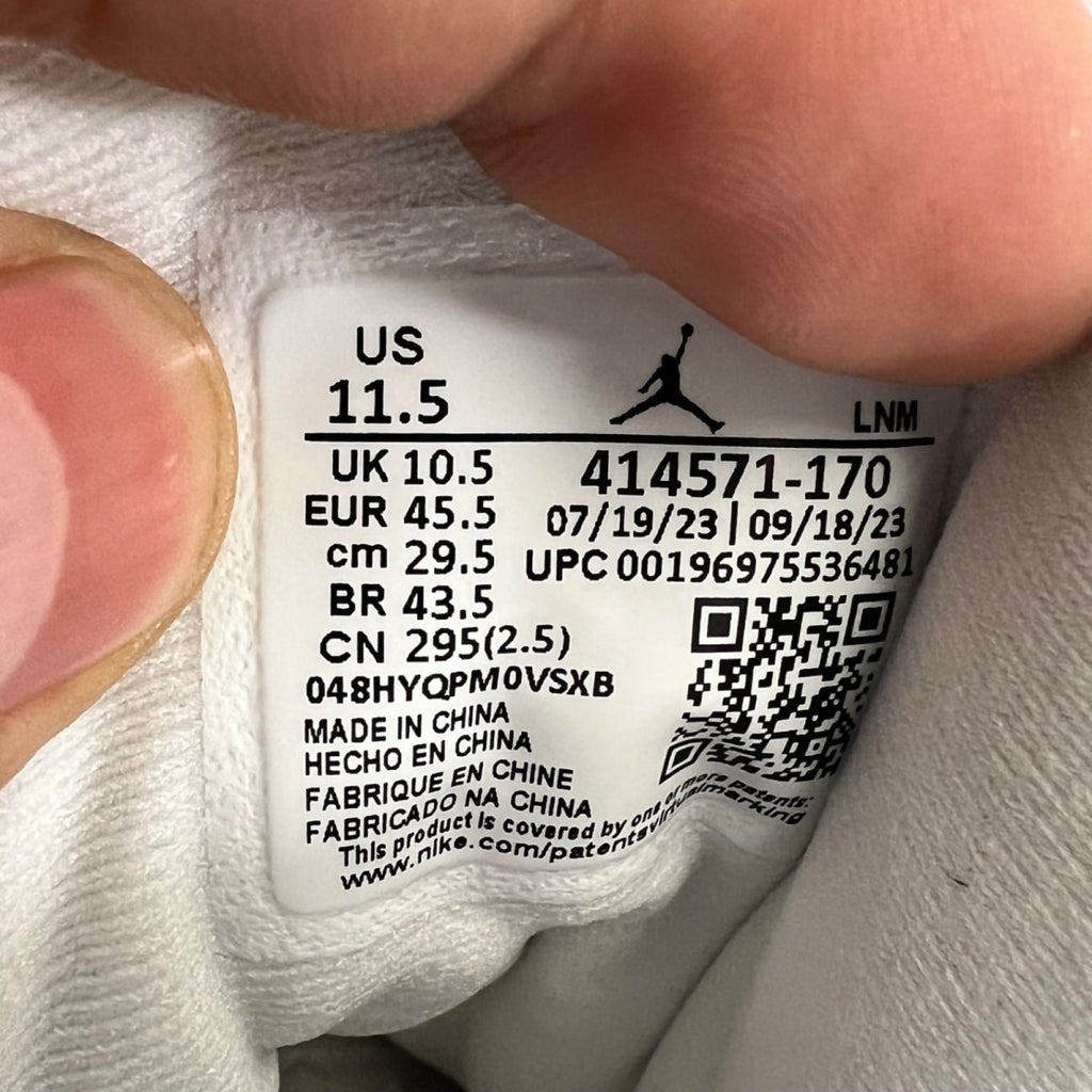 Jordan 13 Retro Blue Grey 11.5 (Moderately Worn Pre-Owned)JordanWhite/Yellow Ochre/Blue Grey/Black - Image 7
