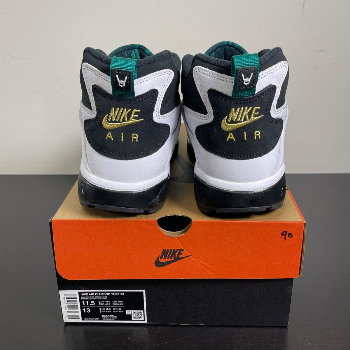 Nike Air Diamond Turf Emerald 11.5 (Moderately Worn Pre-Owned)NikeBlack/Mystic Green-White-Golden Tussah - Image 4