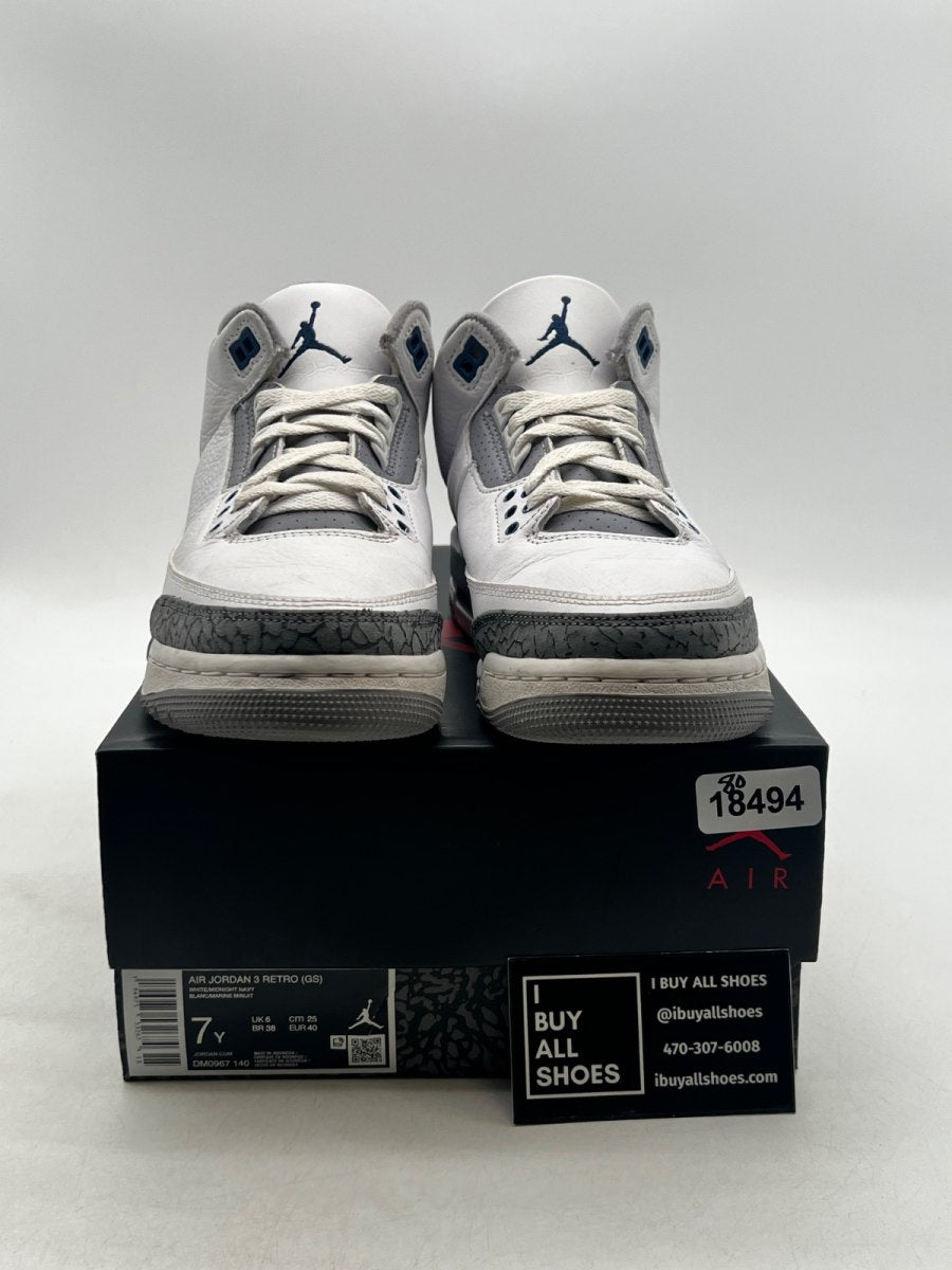 Jordan 3 Retro Midnight Navy (GS) 7Y (Moderately Worn Pre-Owned) - Image 2