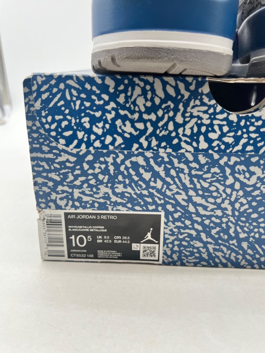 Jordan 3 Retro Wizards 10.5 (Moderately Worn Pre-Owned)JordanWhite/True Blue/Metallic Copper/Cement Grey - Image 4