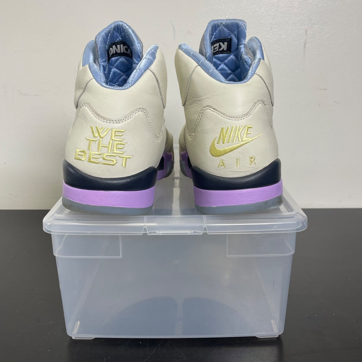 Jordan 5 Retro DJ Khaled We The Best Sail 12 (Moderately Worn Pre-Owned)JordanSail/Washed Yellow-Violet Star - Image 4