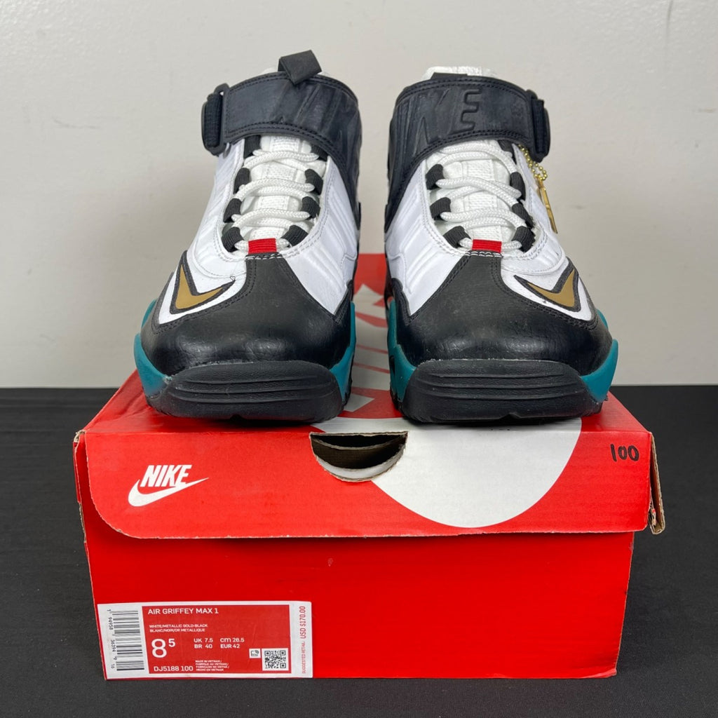 Nike Air Griffey Max 1 Swingman Sweetest Swing 8.5 (Moderately Worn Pre-Owned)NikeWhite/Black-University Red-Metallic Gold - Image 2