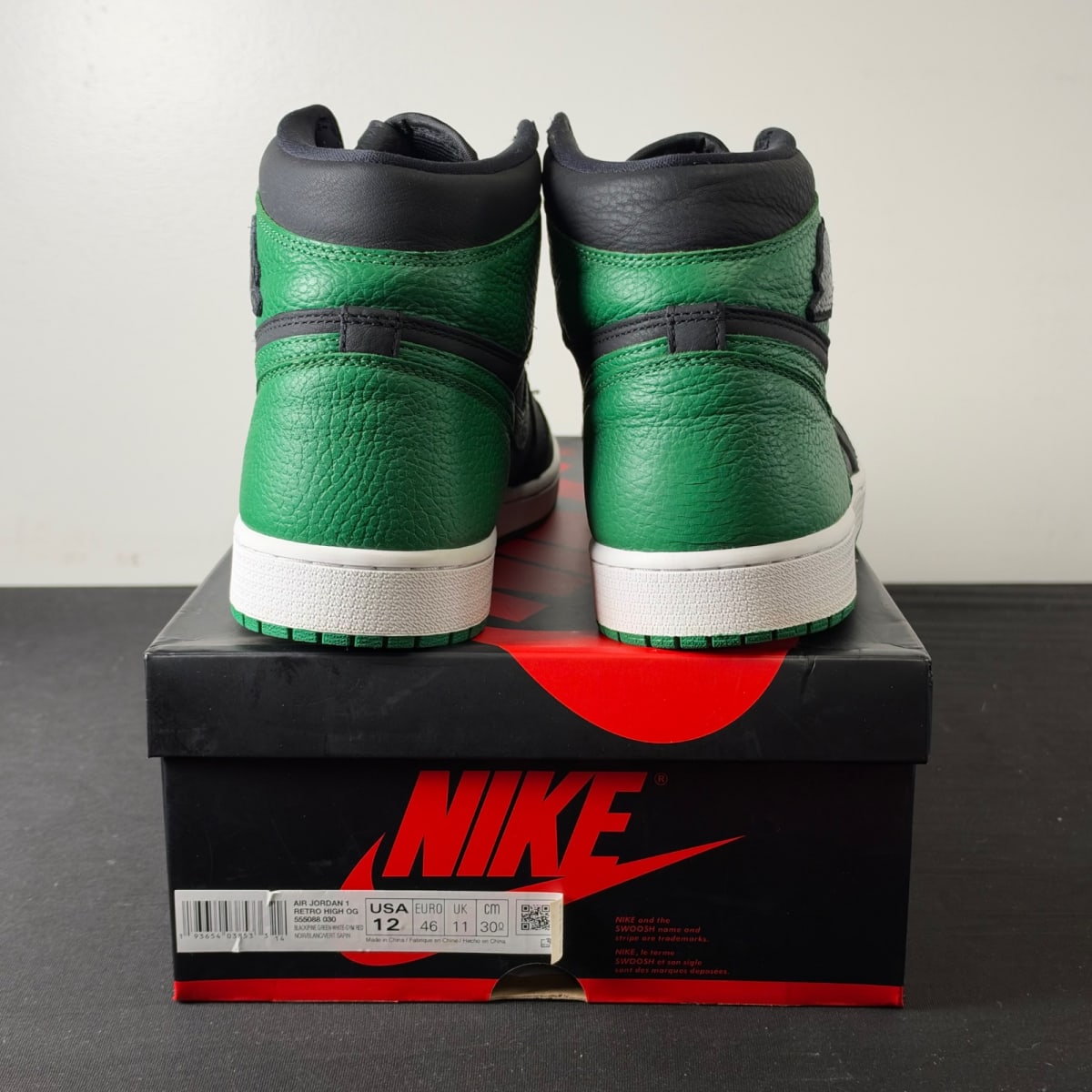 Jordan 1 Retro High Pine Green Black (Size 12) - aux