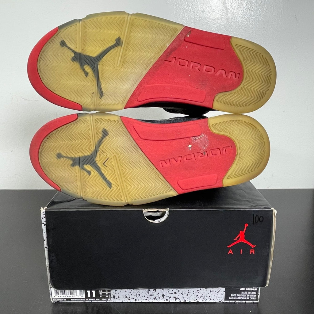 Jordan 5 Retro Satin Bred 11 (Moderately Worn Pre-Owned)JordanBlack/University Red - Image 5