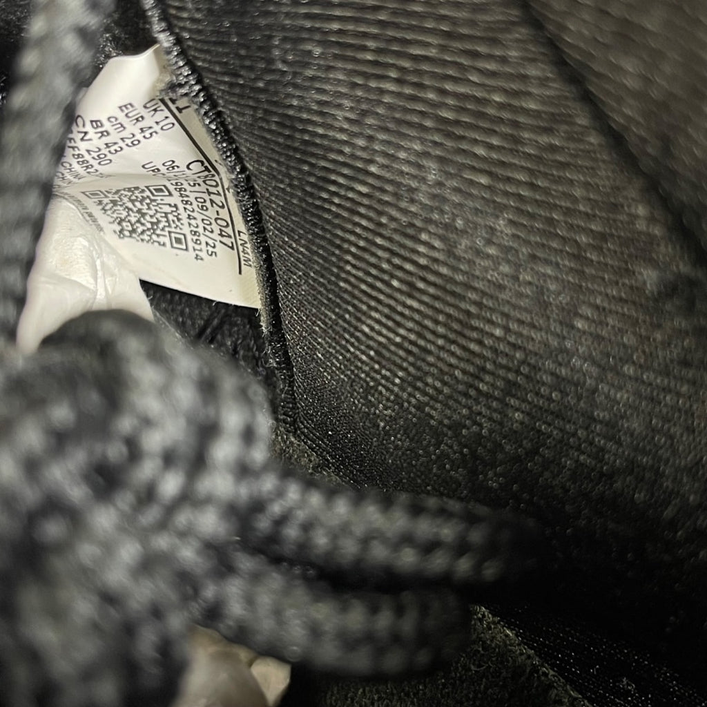 Jordan 11 Retro Gamma Blue (2025) 11 (Lightly Worn Pre-Owned)JordanBlack/Gamma Blue/Varsity Maize - Image 6