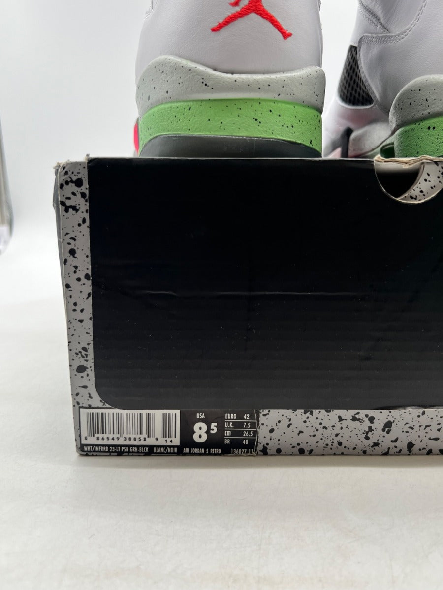 Jordan 5 Retro Poison Green 8.5 (Moderately Worn Pre-Owned)JordanWhite/Infrared 23-Light Poison Green-Black - Image 4