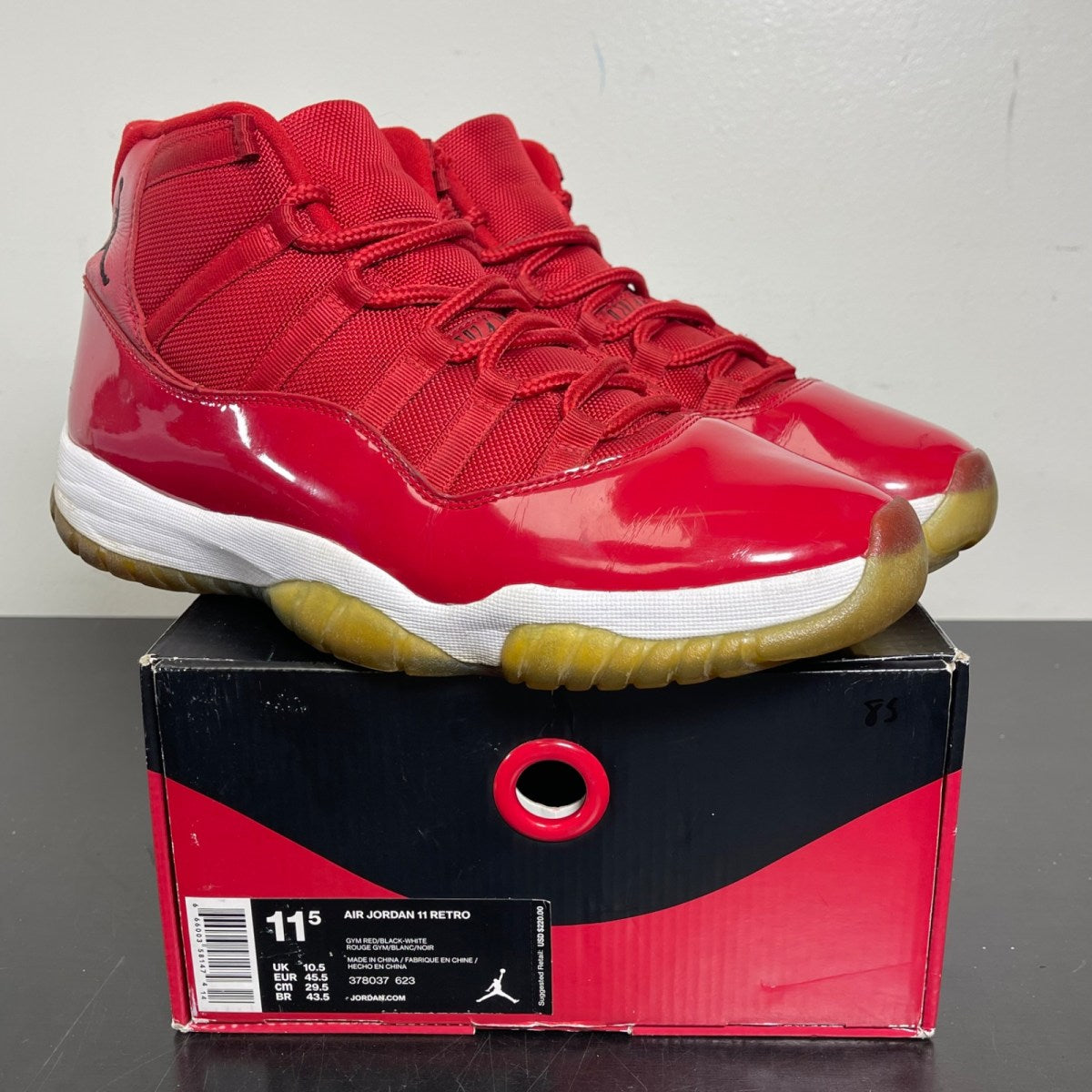 Jordan 11 Retro Win Like 96 11.5 (Moderately Worn Pre-Owned)JordanGym Red/Black-White - Image 1