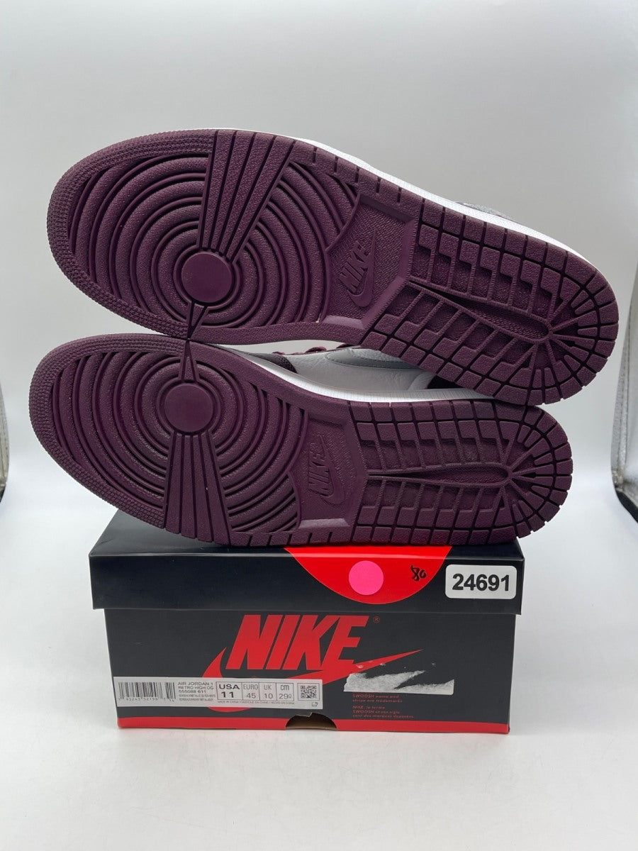Jordan 1 Retro High OG Bordeaux 11 (Moderately Worn Pre-Owned)JordanBordeaux/White-Metallic Silver - Image 7