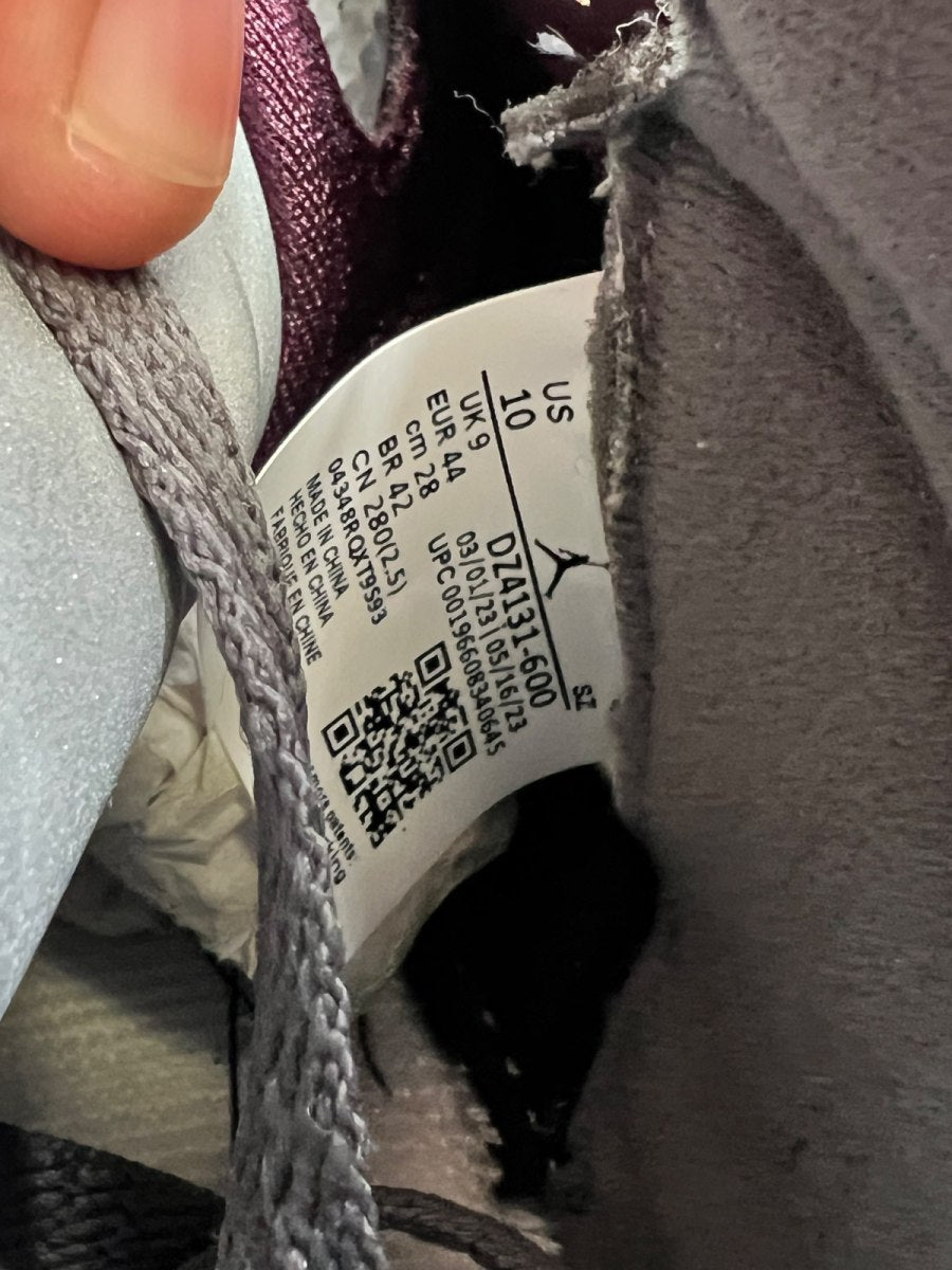 Jordan 5 Retro Burgundy (2023) 10 (Lightly Worn Pre-Owned) - Image 9