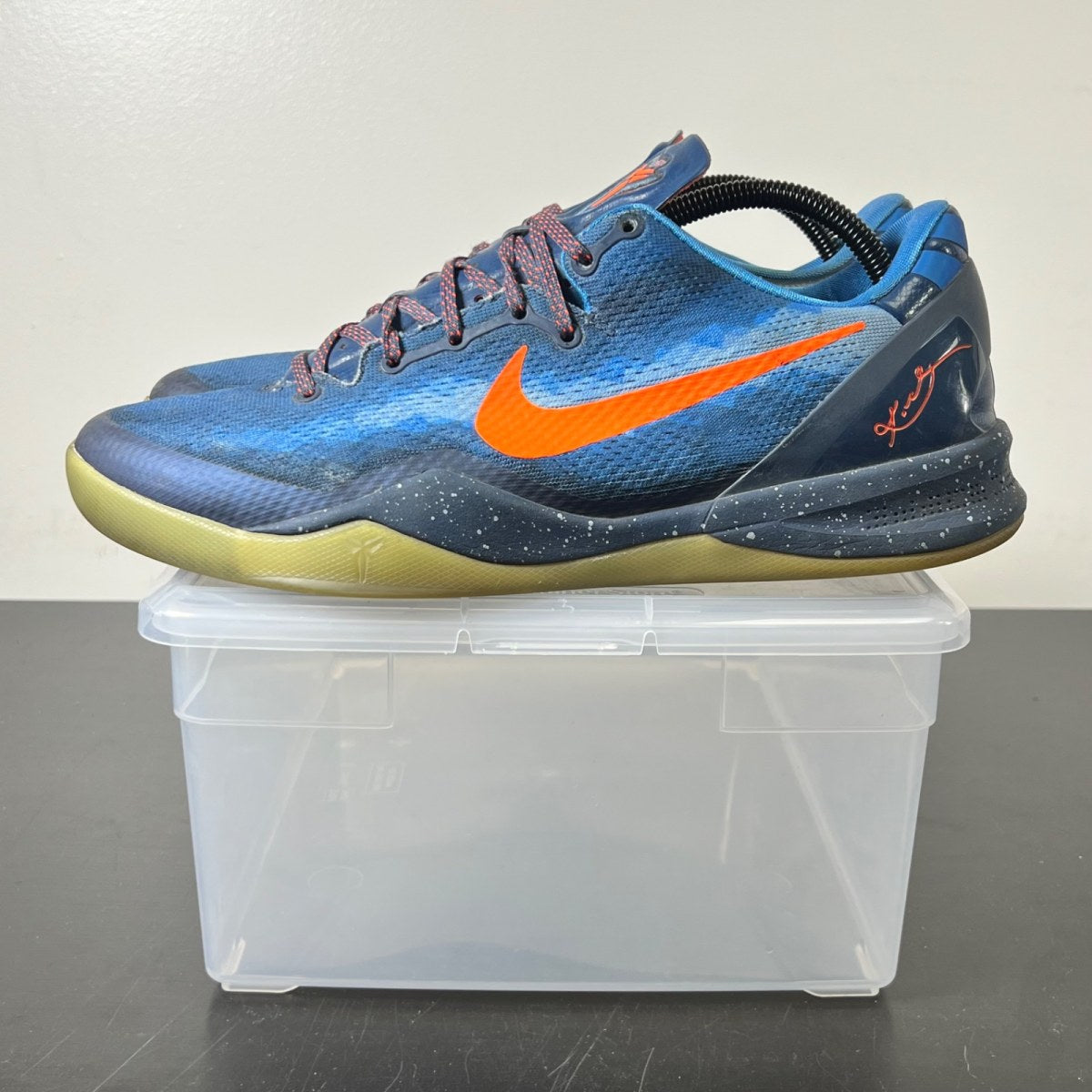 Nike Kobe 8 Blue Blitz 10.5 (Lightly Worn Pre-Owned)NikeBlitz Blue/Total Crimson/Squadron Blue/Ice Blue - Image 3