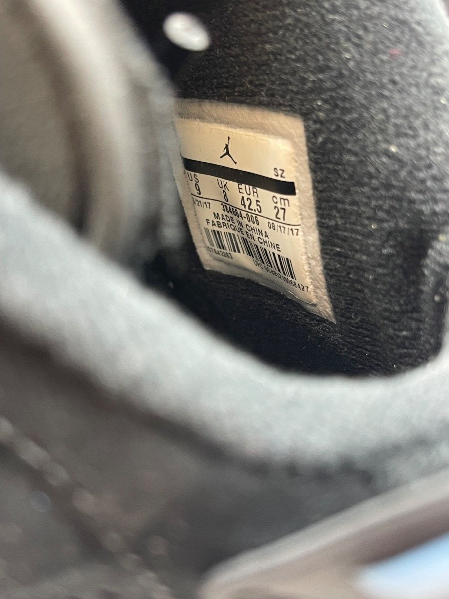 Jordan 6 Retro UNC 9 (Moderately Worn Pre-Owned)JordanBlack/University Blue - Image 8