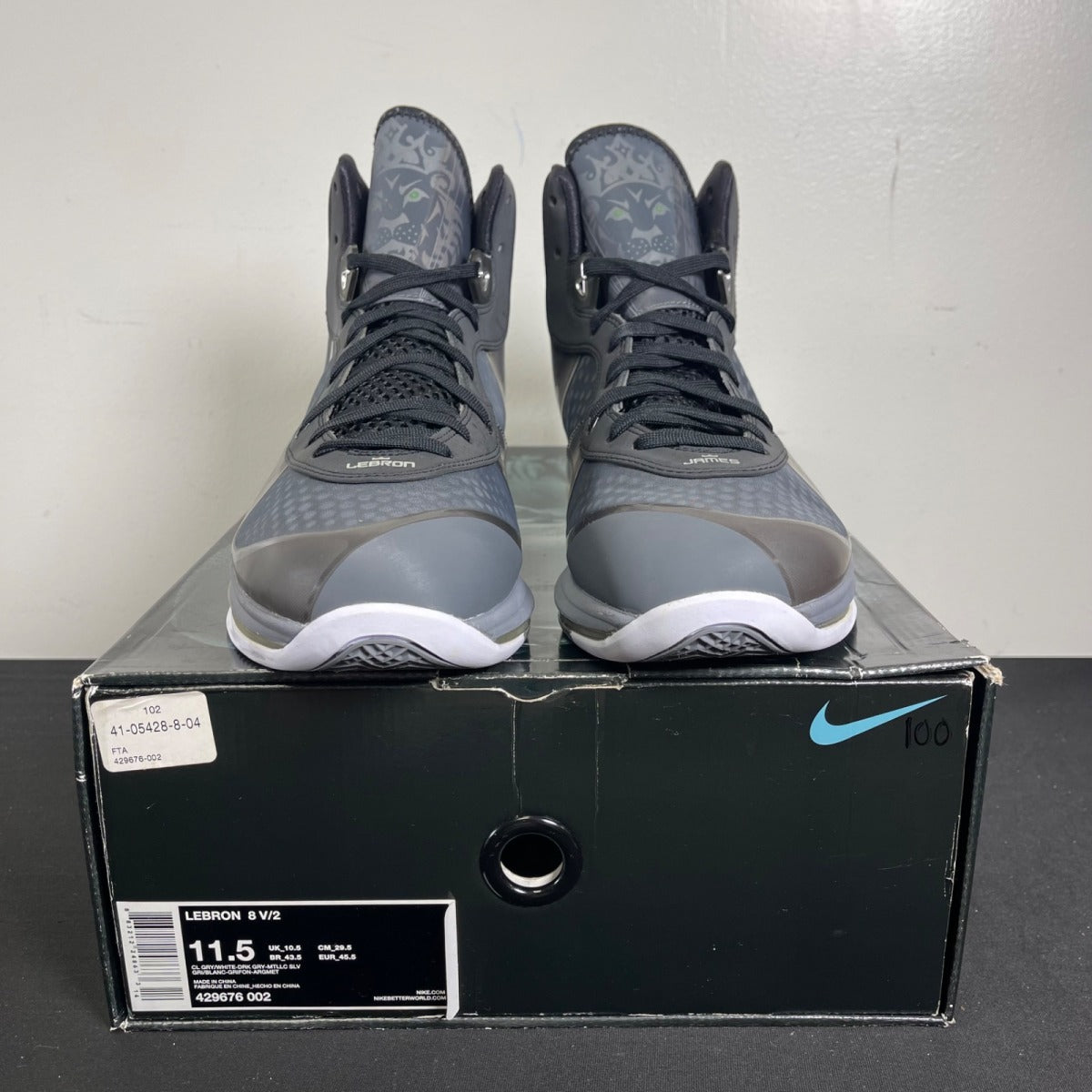 Nike LeBron 8 Cool Grey 11.5 (Moderately Worn Pre-Owned)NikeCool Grey/White-Dark Grey-Metallic Silver - Image 2