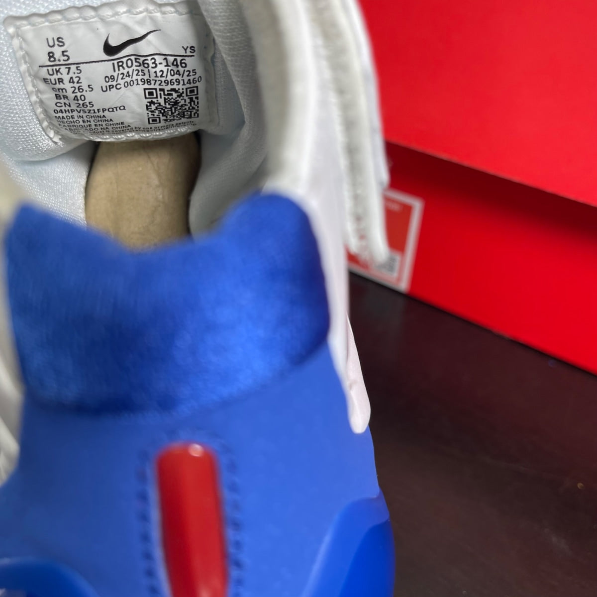 Nike Air Zoom Huarache 2K4 All-Star (2026) 8.5 (Moderately Worn Pre-Owned)NikeWhite/Varsity Royal/Varsity Red/Metallic Silver - Image 6