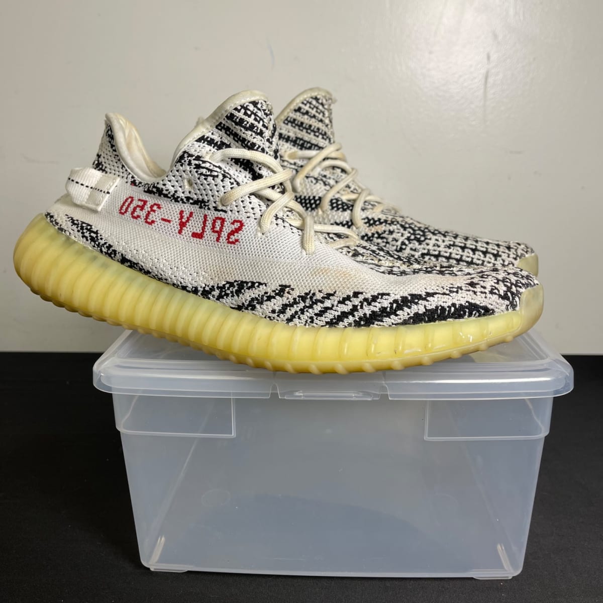 adidas Yeezy Boost 350 V2 Zebra (Size 11.5) - aux