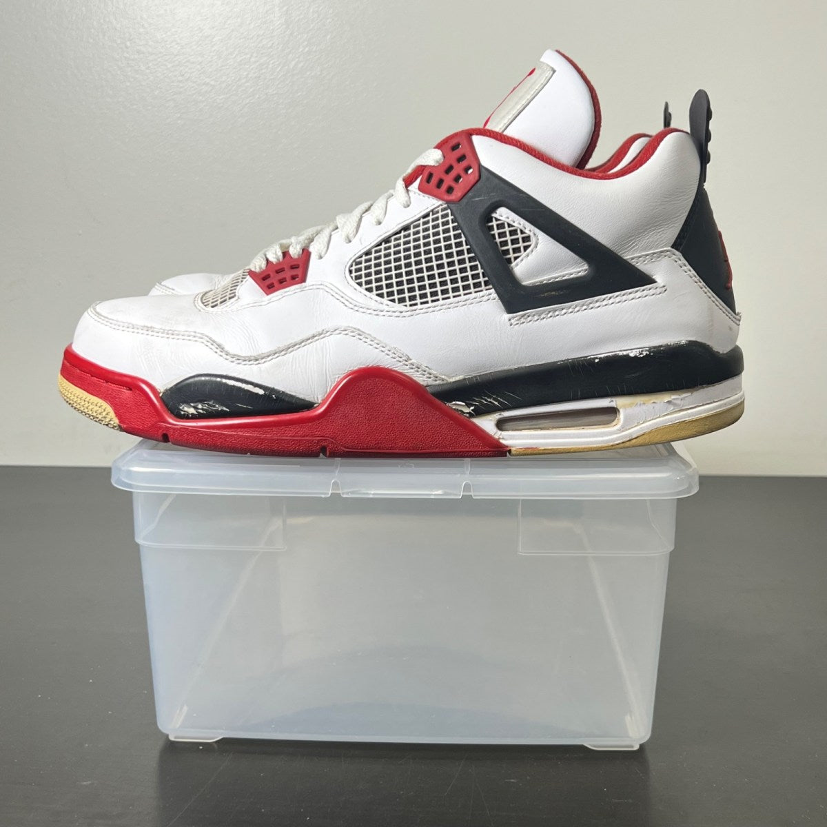Jordan 4 Retro Fire Red (2012) 12 (Heavily Worn Pre-Owned)JordanWhite/Varsity Red-Black - Image 3