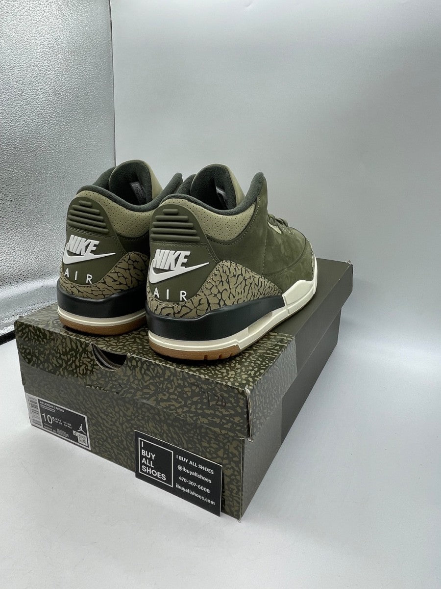 Jordan 3 Retro Family Affair 10.5 (Moderately Worn Pre-Owned) - Image 5