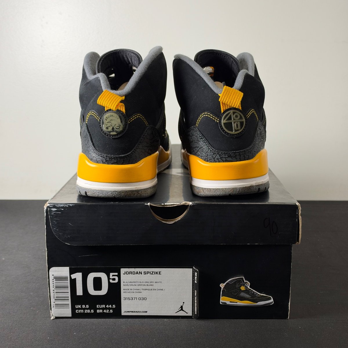 Jordan Spizike Black University Gold (Size 10.5) - aux