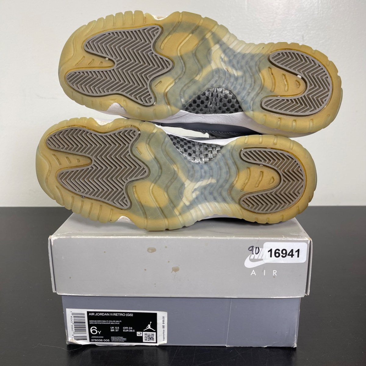 Jordan 11 Retro Cool Grey (2021) (GS) 6Y (Moderately Worn Pre-Owned)JordanMedium Grey/Multi-Color/Multi-Color - Image 5