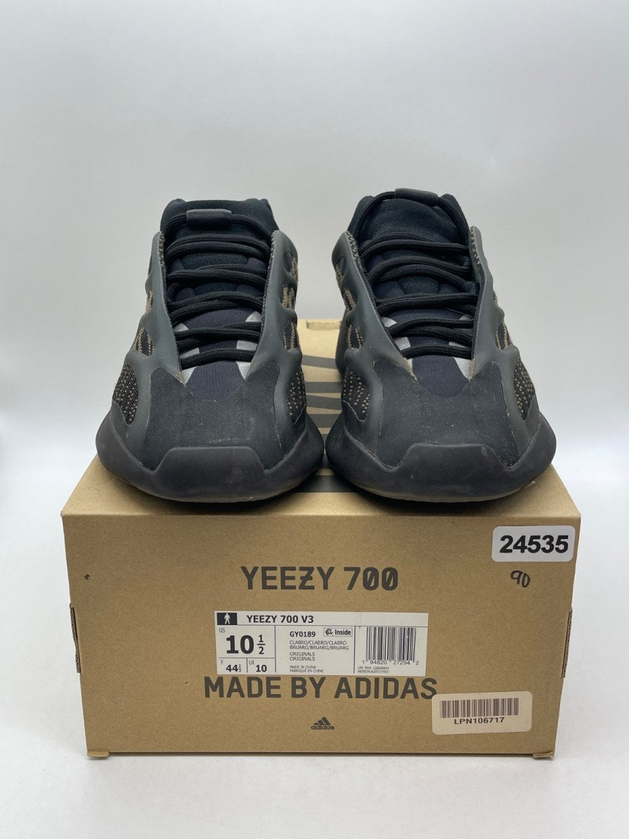 adidas Yeezy 700 V3 Clay Brown 10.5 (Moderately Worn Pre-Owned)adidasEremial/Eremial/Eremial - Image 2