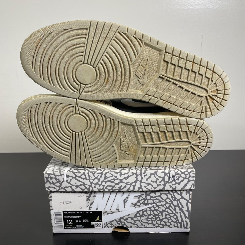 Jordan 1 Retro Low OG Black Cement 12 (Moderately Worn Pre-Owned)JordanBlack/Muslin/Tech Grey/White/Sail - Image 5
