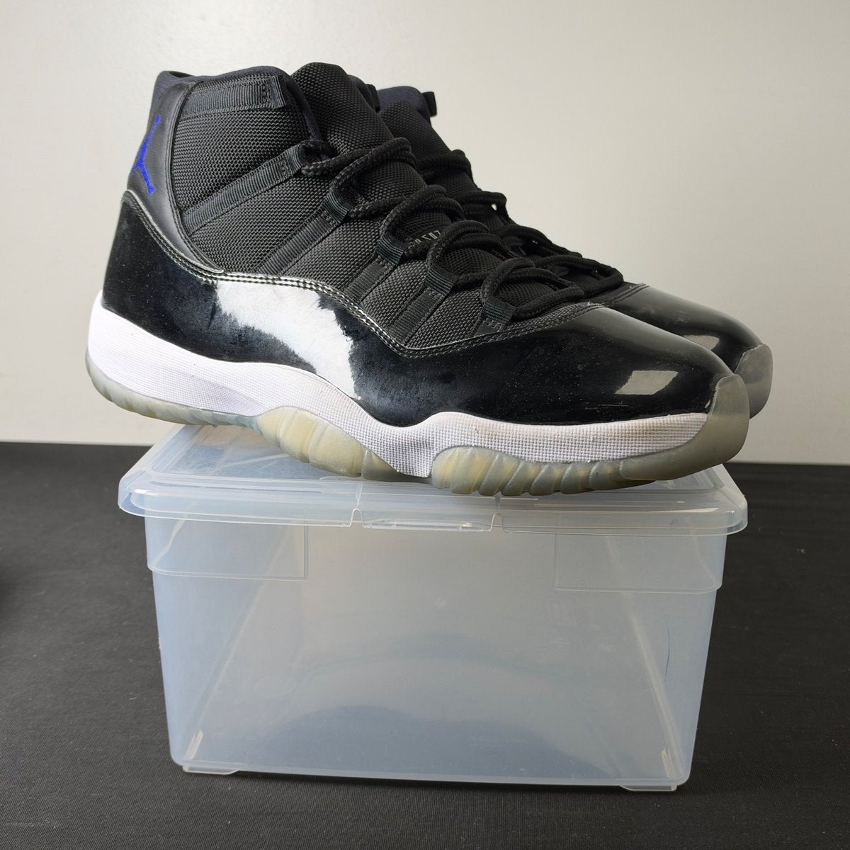 Jordan 11 Retro Space Jam (2016) (Size 12) - aux