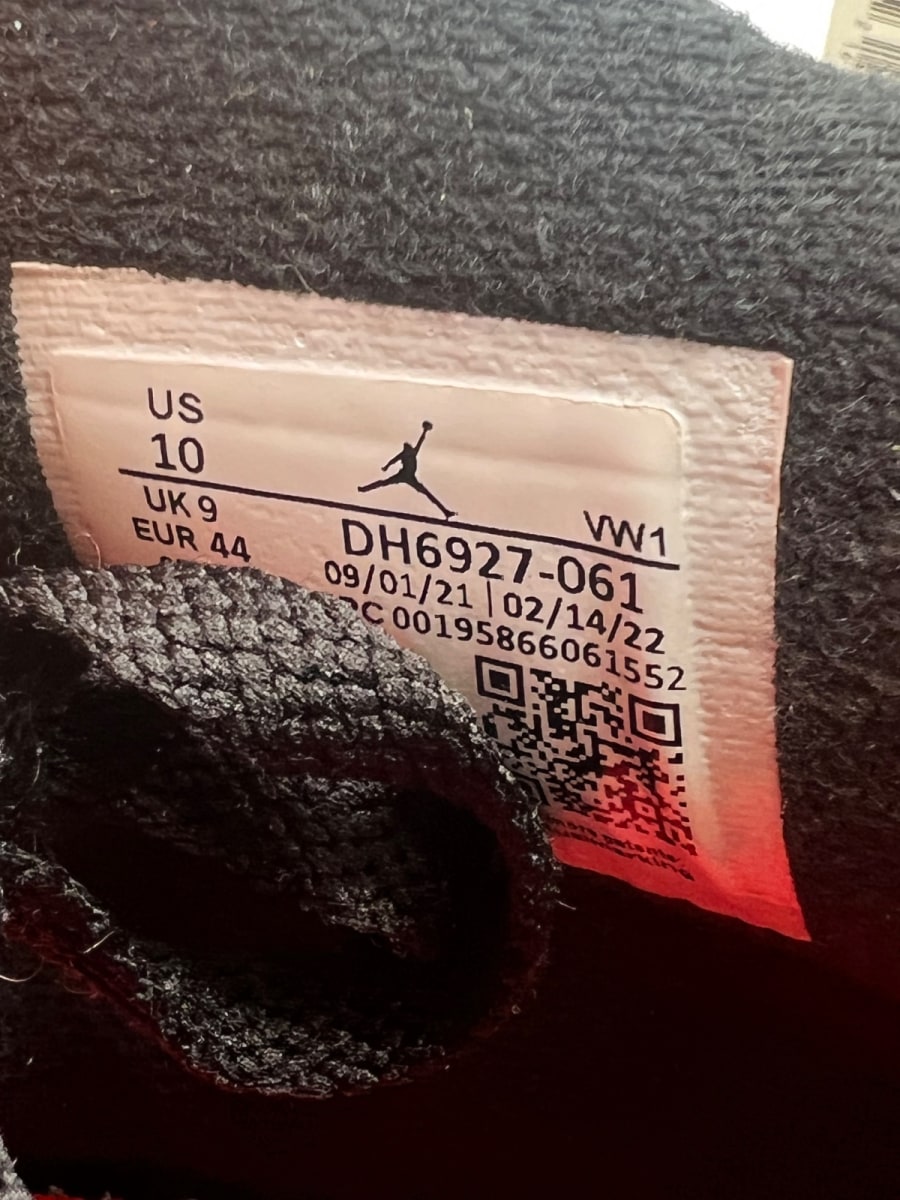 Jordan 4 Retro Infrared 10 (Lightly Worn Pre-Owned) - Image 8