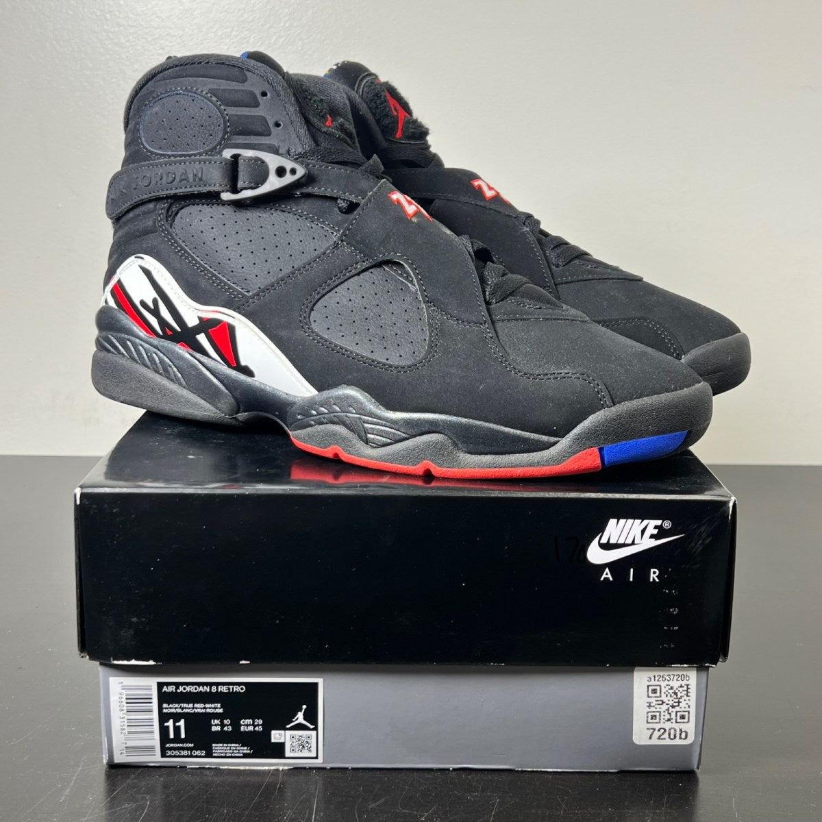 Jordan 8 Retro Playoffs (2023) 11 (Lightly Worn Pre-Owned)JordanBlack/True Red-White - Image 1