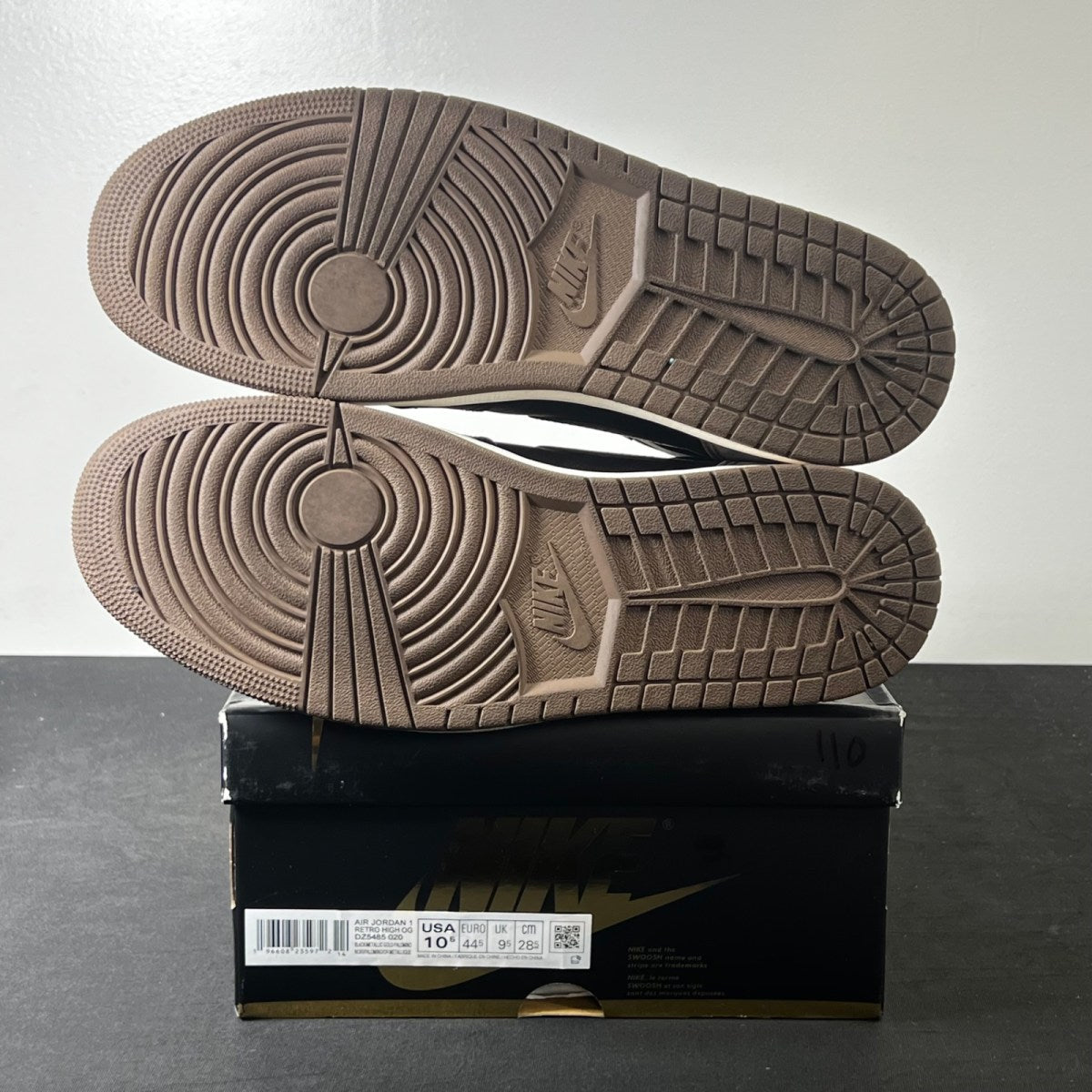 Jordan 1 Retro High OG Palomino 10.5 (Lightly Worn Pre-Owned)JordanBlack/Metallic Gold/Palomino/Sail - Image 5