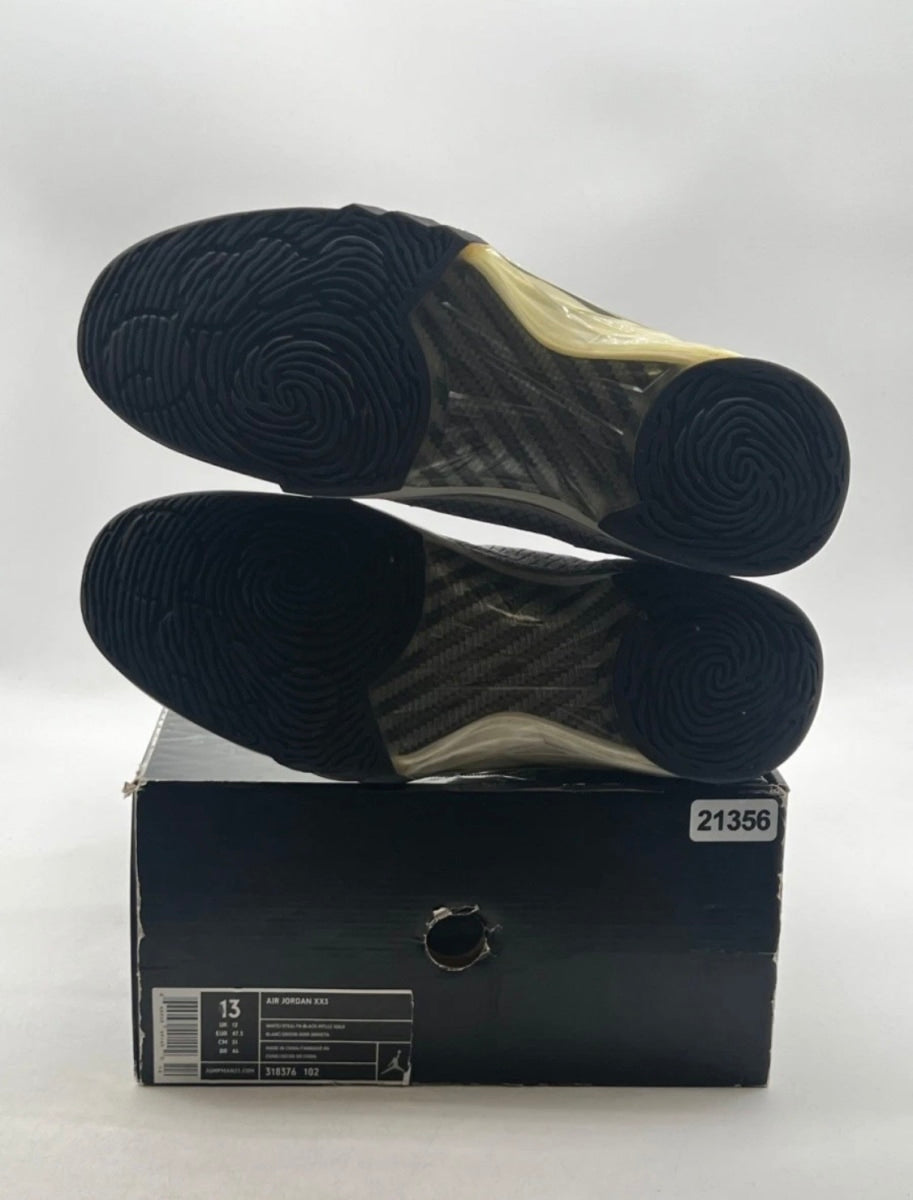 Jordan 23 White Stealth 13 (Heavily Worn Pre-Owned)JordanWhite/Stealth-Black-Metallic Gold - Image 8