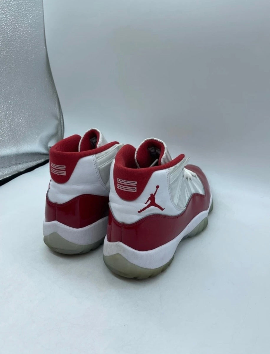 Jordan 11 Retro Cherry (2022) 9.5 (Moderately Worn Pre-Owned)JordanWhite/Varsity Red/Black - Image 3