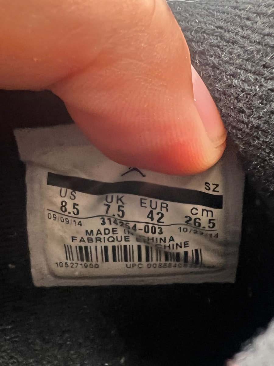Jordan 4 Retro Oreo (2015) 8.5 (Moderately Worn Pre-Owned) - Image 8