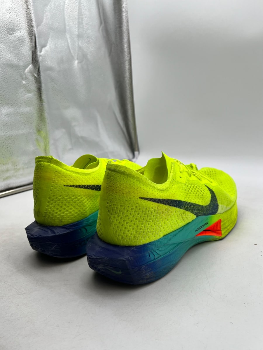 Nike ZoomX Vaporfly 3 Fast Pack 15 (Moderately Worn Pre-Owned)NikeVolt/Scream Green/Barely Volt/Black - Image 3