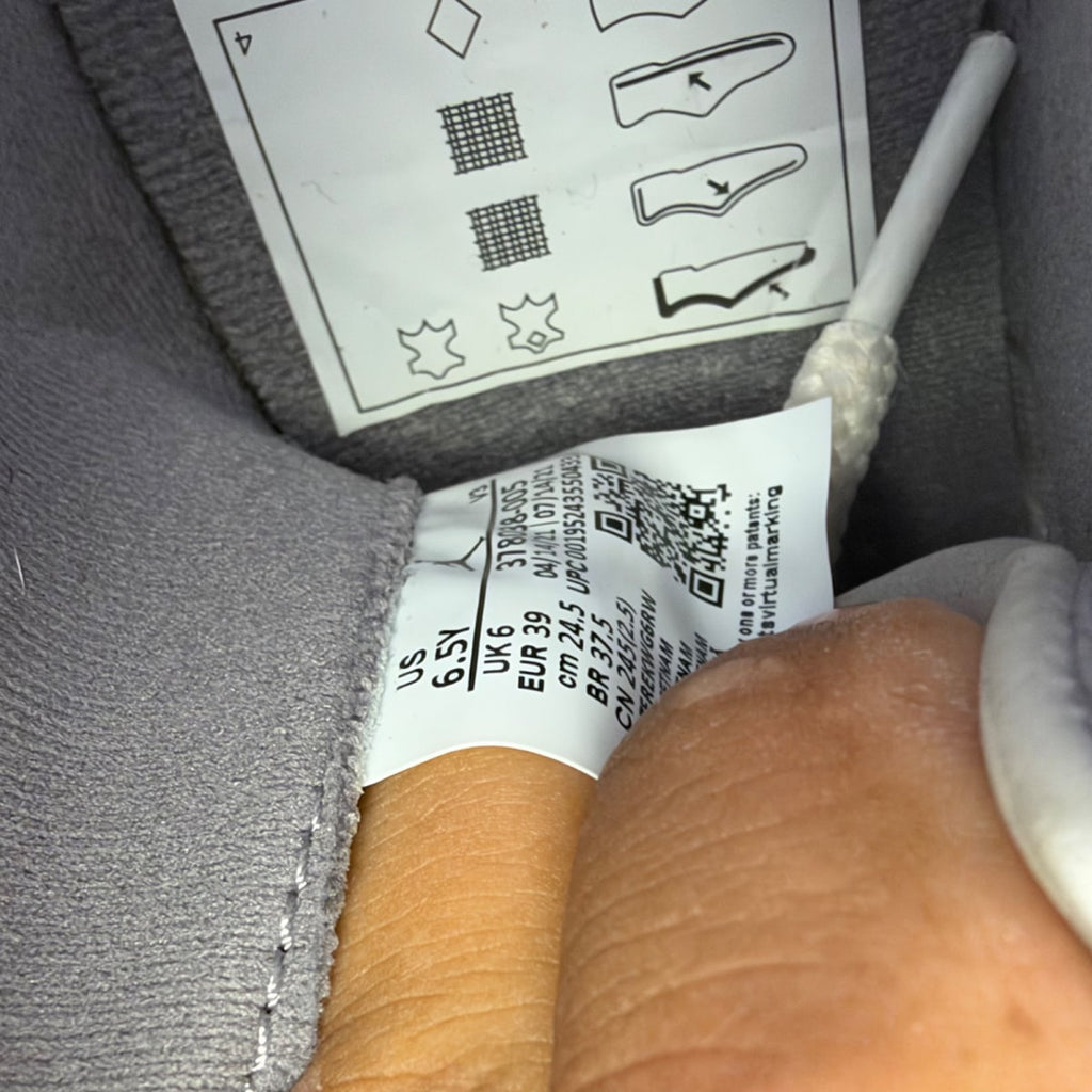 Jordan 11 Retro Cool Grey (2021) (GS) (Size 6.5Y) - Image 7
