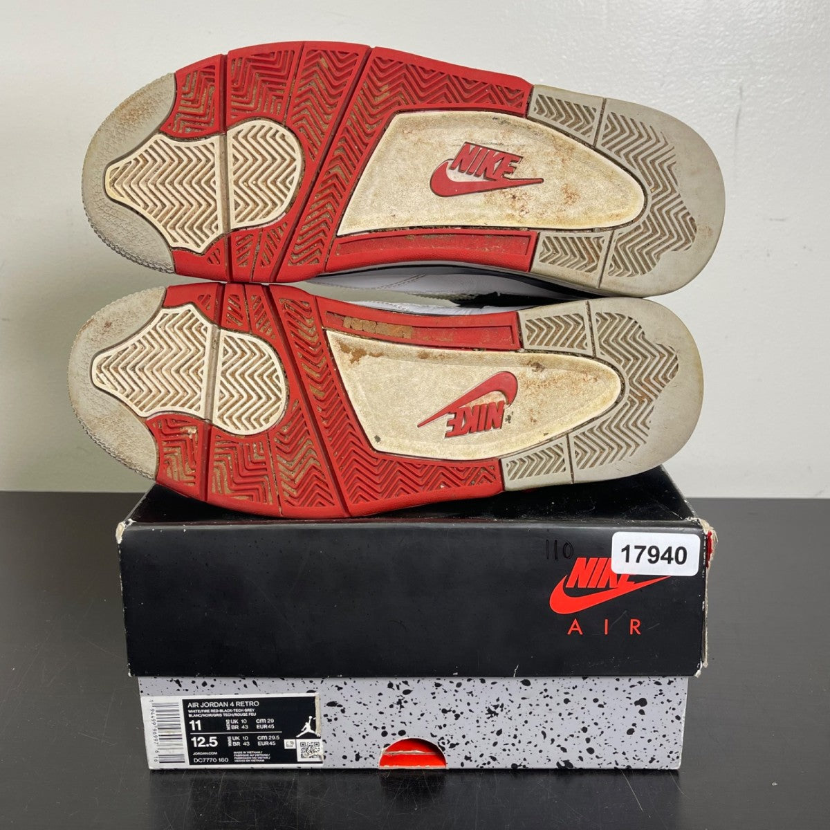 Jordan 4 Retro Fire Red (2020) 11 (Moderately Worn Pre-Owned)JordanWhite/Black-Tech Grey-Fire Red - Image 5