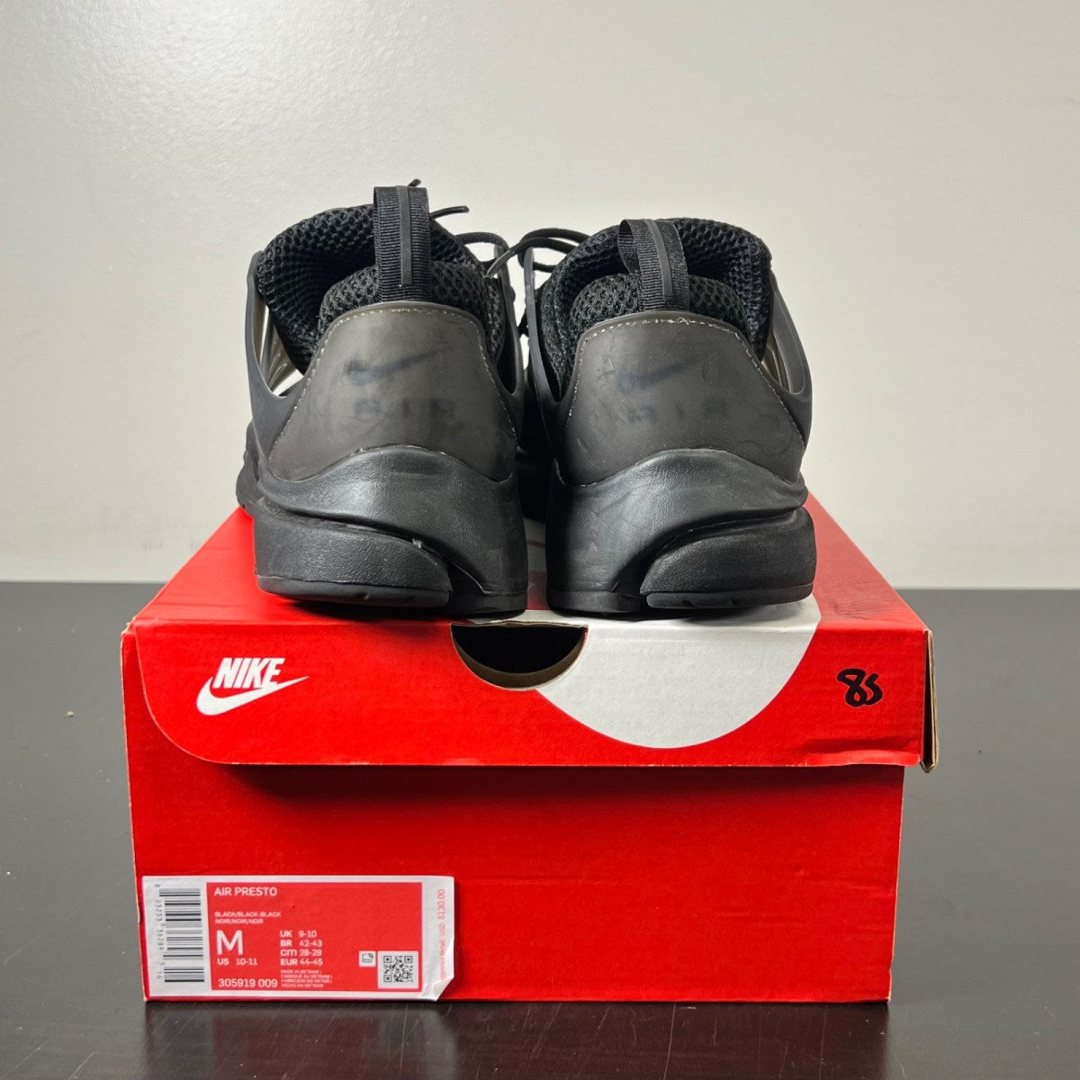 Nike Air Presto Triple Black 10-11/M (Lightly Worn Pre-Owned)NikeBlack/Black-Black - Image 5