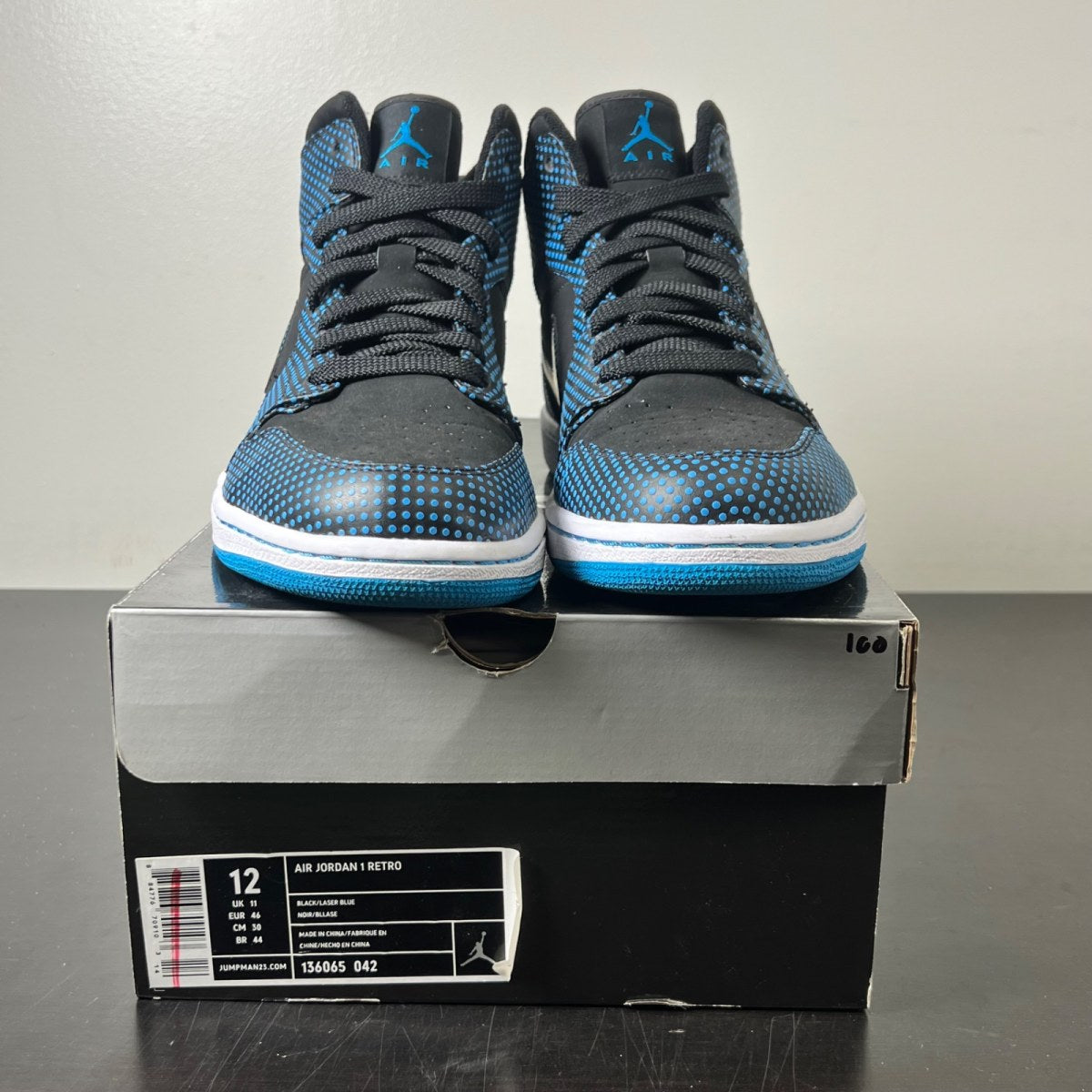 Jordan 1 Retro Polka Dot Laser Blue 12 (Lightly Worn Pre-Owned)JordanBlack/Laser Blue - Image 2