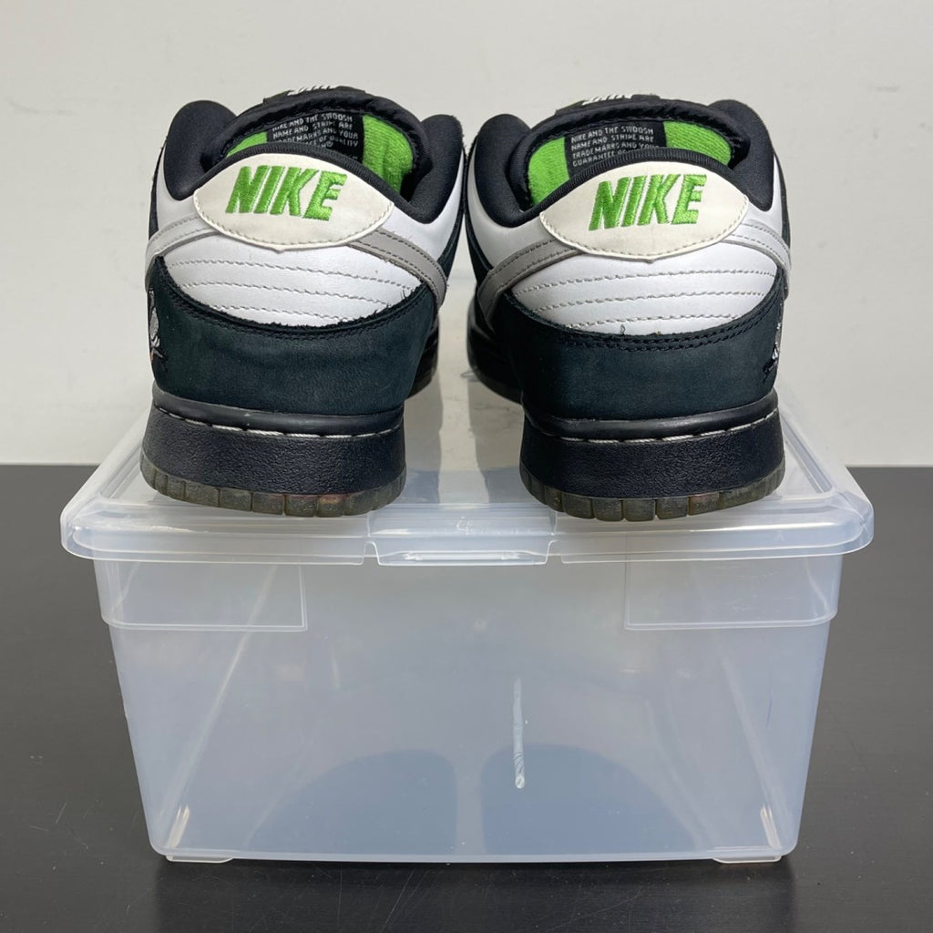 Nike SB Dunk Low Staple Panda Pigeon 9 (Moderately Worn Pre-Owned)NikeBlack/White-Green Gusto - Image 4