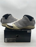 Jordan 23 White Stealth 13 (Heavily Worn Pre-Owned)JordanWhite/Stealth-Black-Metallic Gold - Image 1