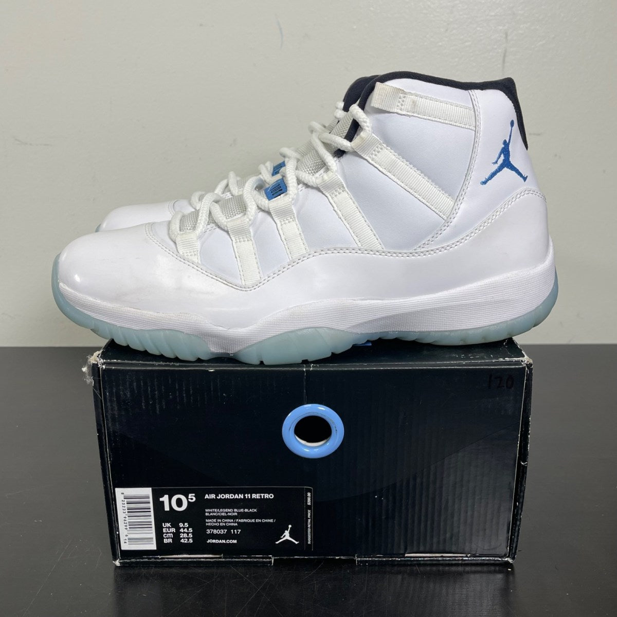 Jordan 11 Retro Legend Blue (2014) 10.5 (Moderately Worn Pre-Owned)JordanWhite/Black-Legend Blue - Image 3