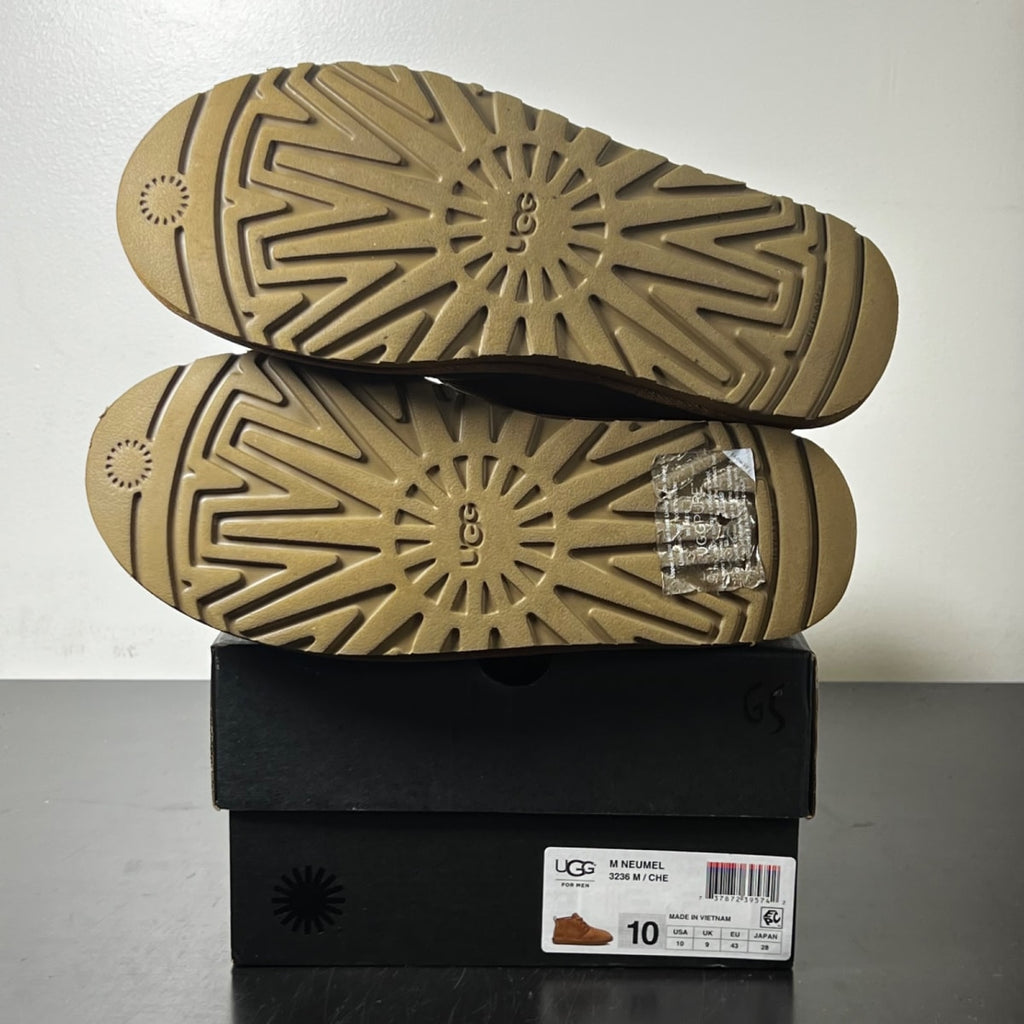 UGG Neumel Boot Chestnut 10 (Lightly Worn Pre-Owned)UGGChestnut - Image 5