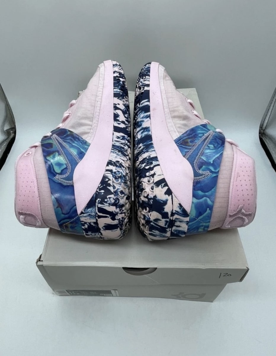 Nike KD 13 Aunt Pearl 12 (Lightly Worn Pre-Owned)NikePink Foam/Light Arctic Pink-Blue Void - Image 4
