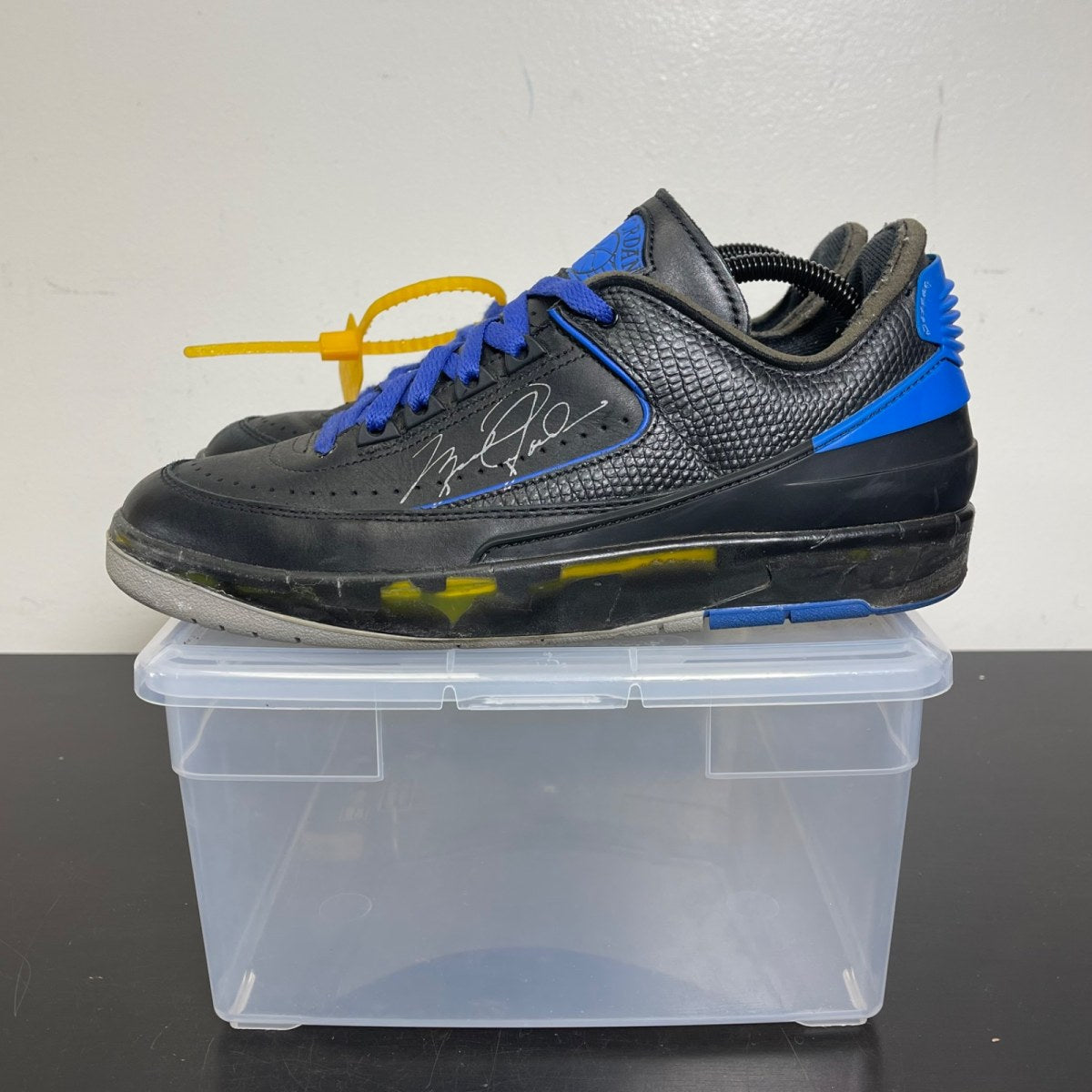 Jordan 2 Retro Low SP Off-White Black Blue 8.5 (Moderately Worn Pre-Owned)JordanBlack/Blue-Grey - Image 3