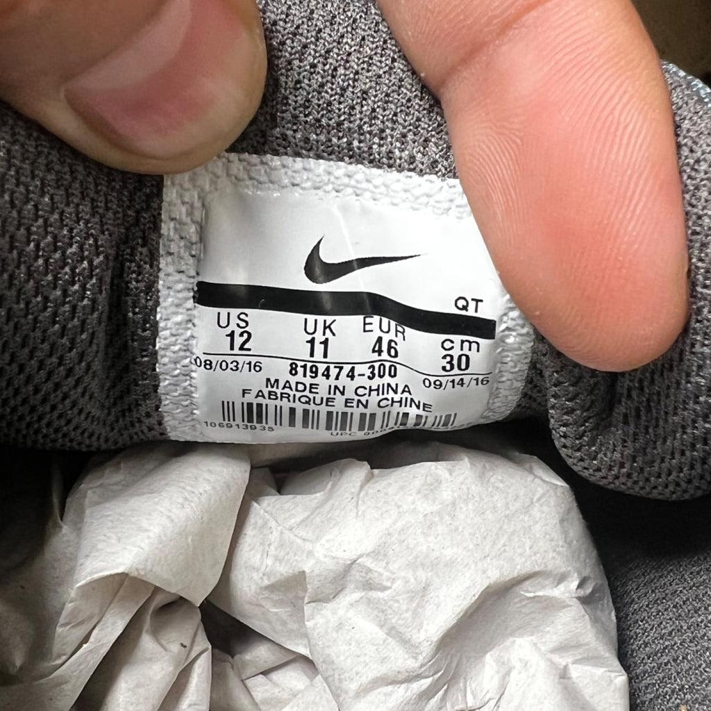 Nike Air Max 90 Ultra Essential 'Hasta' 12 (New Pre-Owned)NikeHasta/Black-Dark Grey-Pure Platinum - Image 7