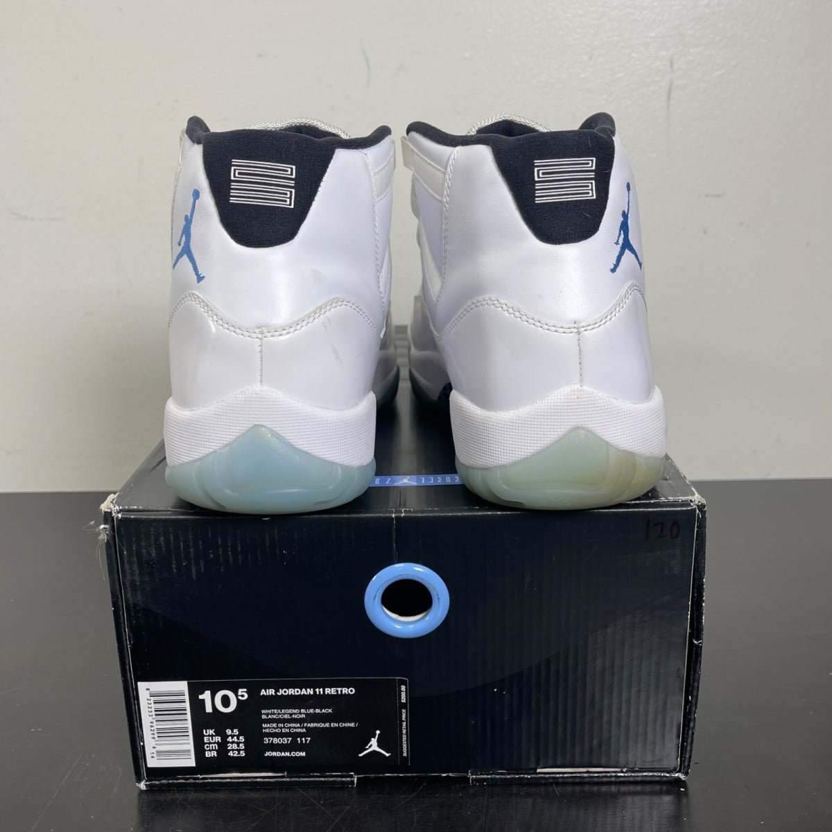 Jordan 11 Retro Legend Blue (2014) 10.5 (Moderately Worn Pre-Owned)JordanWhite/Black-Legend Blue - Image 4