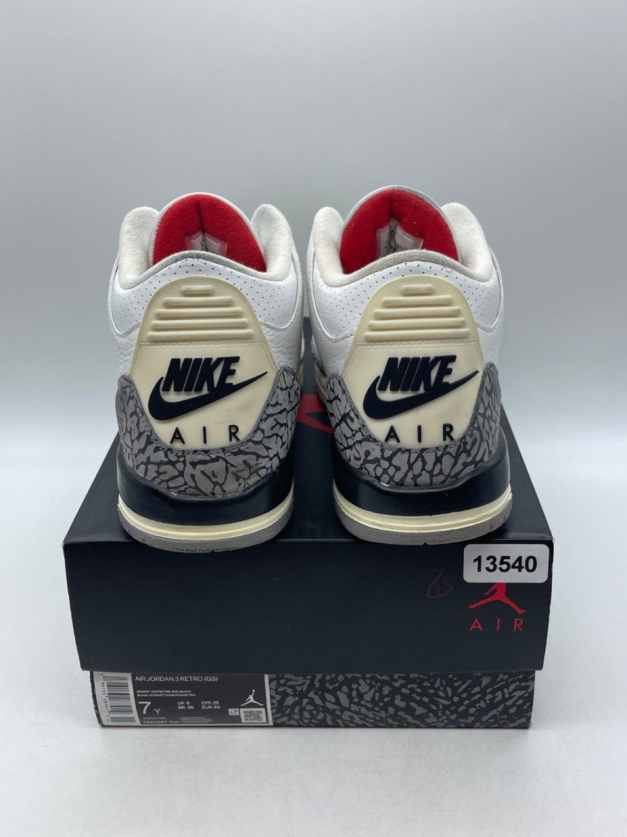 Jordan 3 Retro White Cement Reimagined (GS) 7Y (Moderately Worn Pre-Owned)JordanSummit White/Fire Red/Black/Cement Grey - Image 3